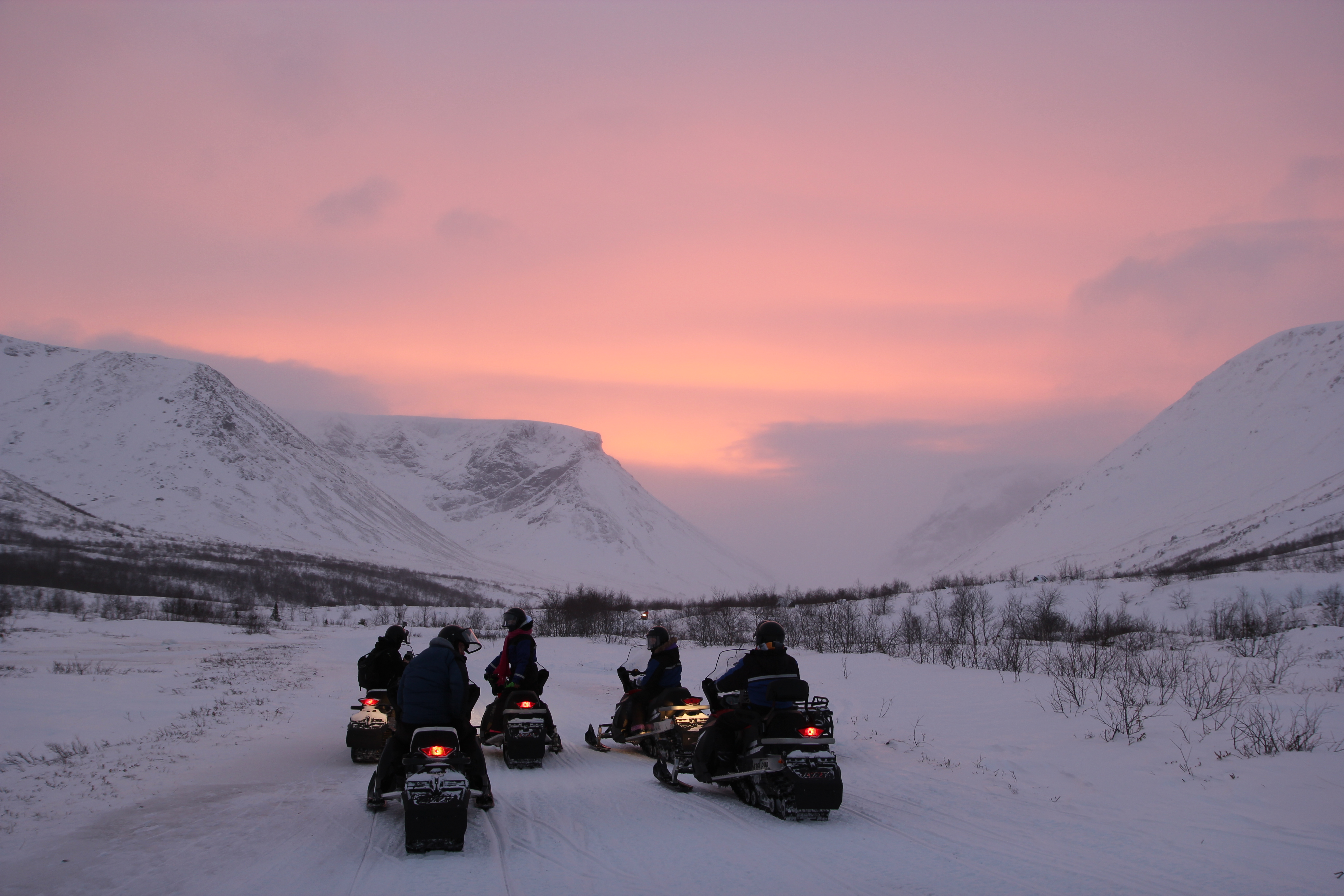 Snowmobile safari in Murmansk